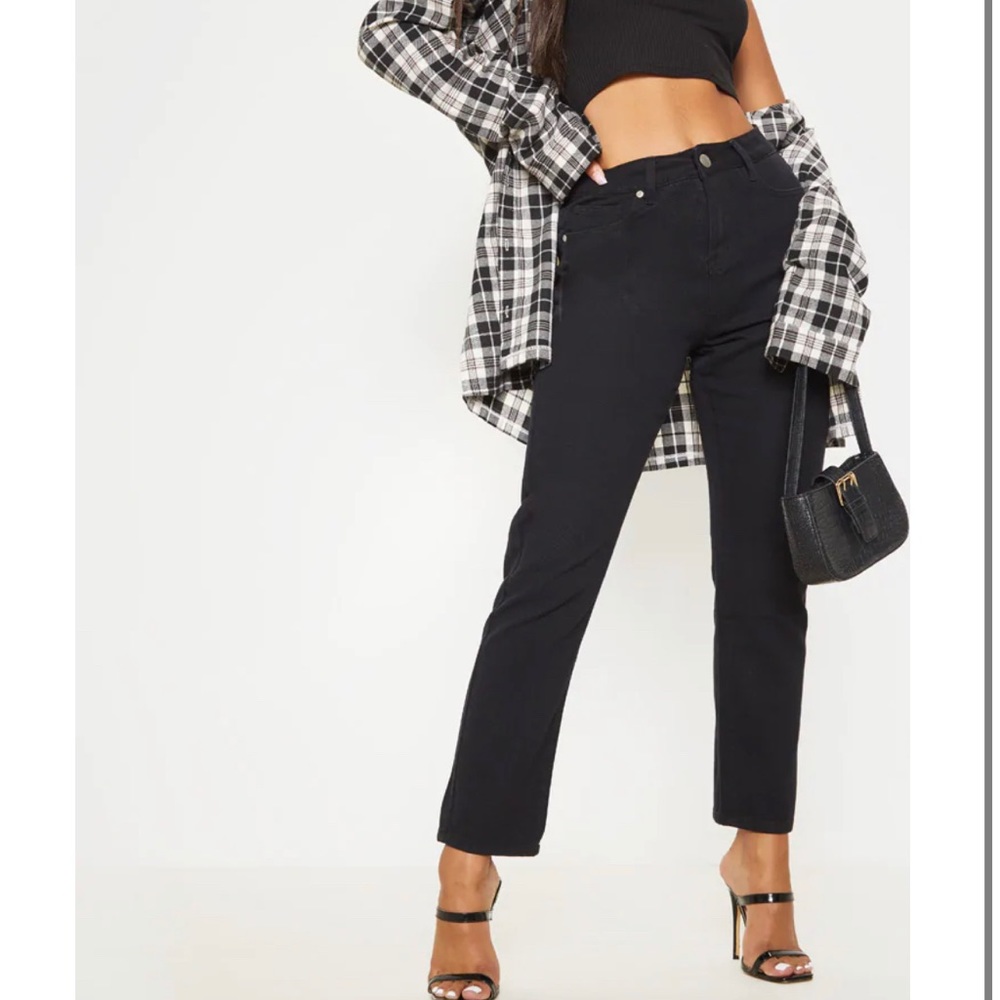Black Basic Straight Leg Jean